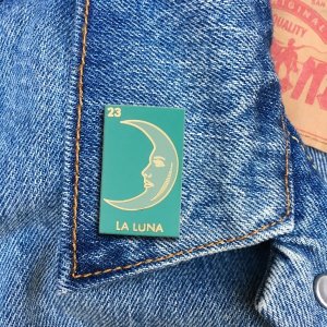 The Found Emaille-Pin La Luna